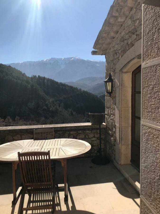 Отель La Clue/ Le Jas Du Ventoux Plaisians Экстерьер фото